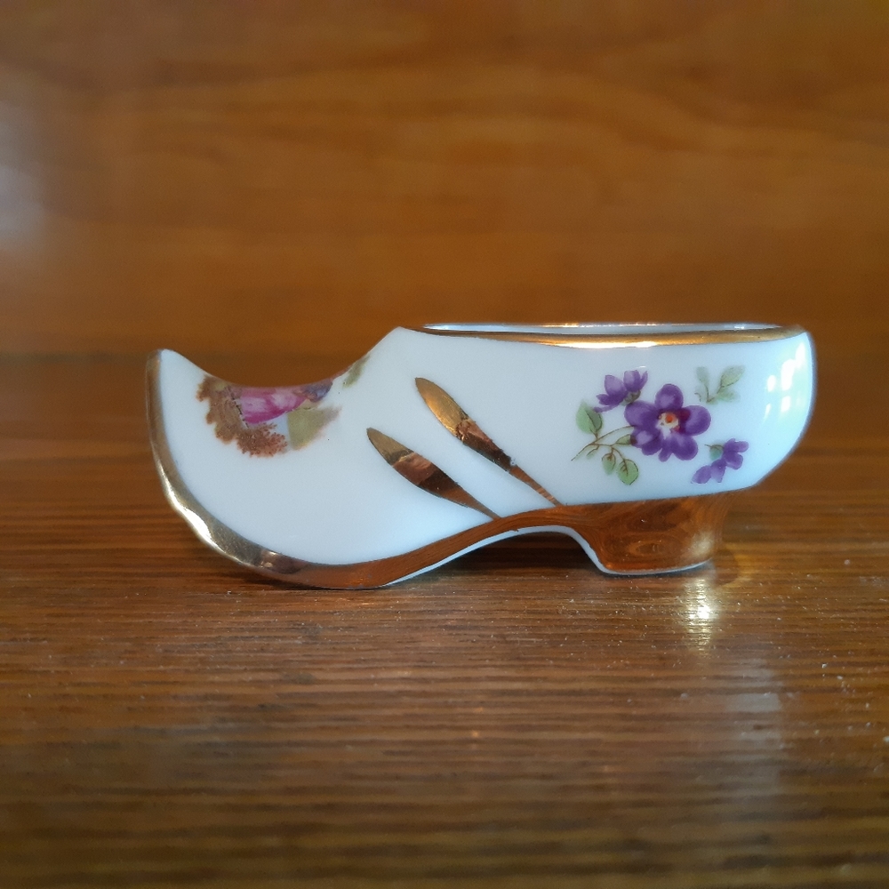 Vintage miniture Limoges Slipper